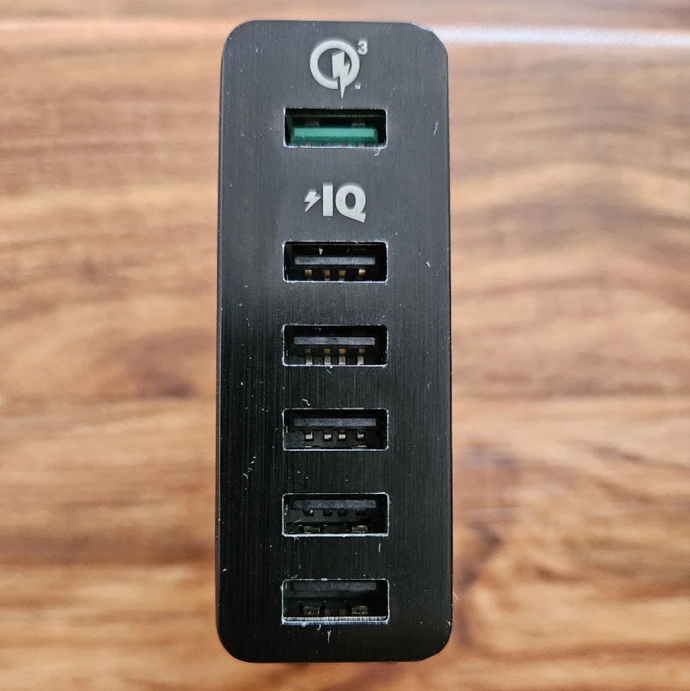 Anker PowerPort+ 6